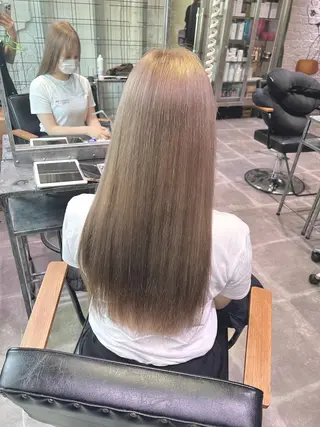 カラー AYANE 韓国ヘア /レイヤーカットのヘアスタイル