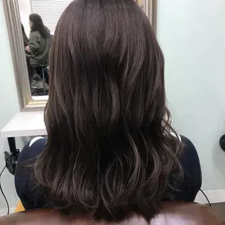 セミロング カラー ブリーチ&似合せボブ 田中寛十のヘアスタイル