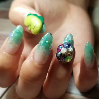 ネイル 柴田 彩のネイルデザイン