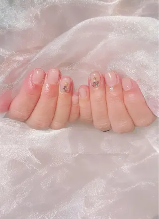 ネイル . JUNのネイルデザイン