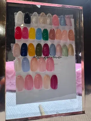 ネイル e.nail所属・🍎吉田 恵里🍎のネイルデザイン