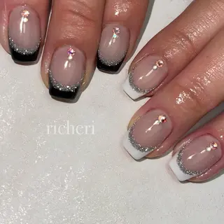 ミディアム ネイル richeri beautyのネイルデザイン