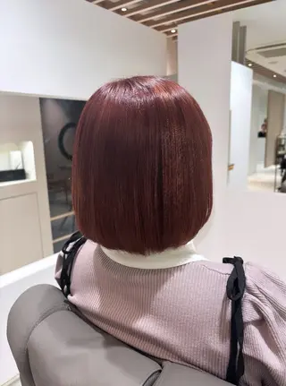 ミディアム 白土 さくらのヘアスタイル