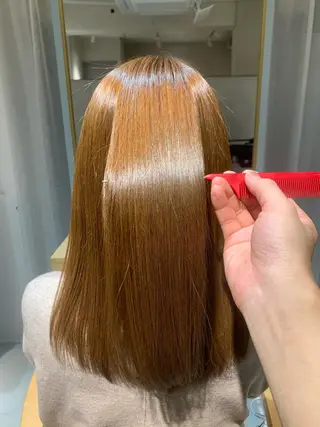 セミロング ✨髪質改善　美髪✨ 縮毛　井上 大誠のヘアスタイル