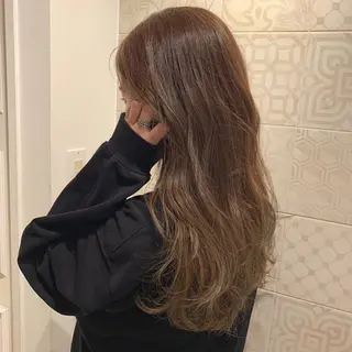 セミロング カラー Tamagawa Sakiのヘアスタイル