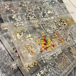 ネイル H🌺 NAILのネイルデザイン