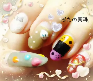 ネイル 林 珠里のネイルデザイン