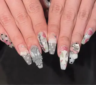 ネイル NiJi Nailsのネイルデザイン