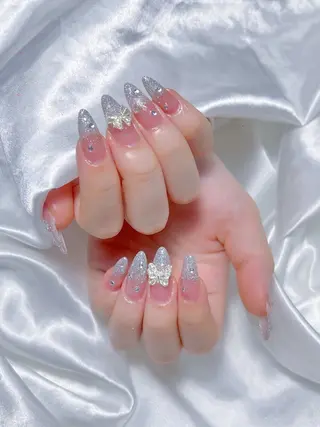ネイル LEELA NAIL STUDIO所属・LEELA NAIL STUDIOのネイルデザイン