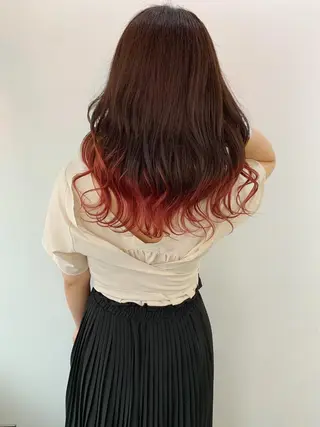 セミロング カラー stair:case 武蔵小杉店所属・艶カラーリスト 牛込萌香のヘアスタイル