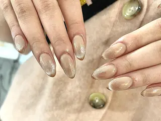 ネイル Rainrain💧 パーツ豊富、やり放題のネイルデザイン