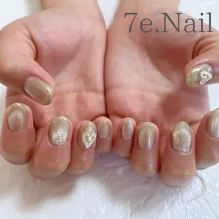 ネイル 7e. Nailのネイルデザイン