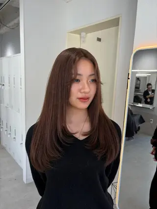 ロング カラー noa 寒色系カラーブリーチのヘアスタイル