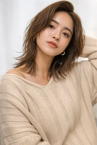 ミディアム カラー 中津No.1髪質改善 店長✨透ける暗髪のヘアスタイル