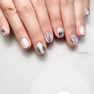 ネイル calm 〔ｶｰﾑ〕のネイルデザイン