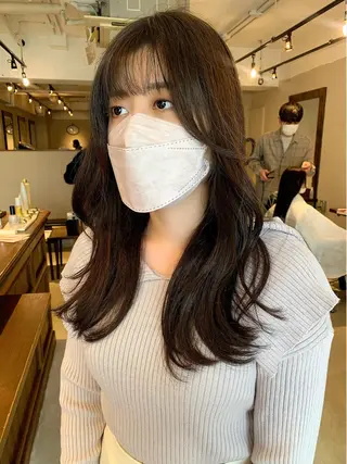 ロング カラー 透明感/オリーブ/ グレージュ/YUKAのヘアスタイル