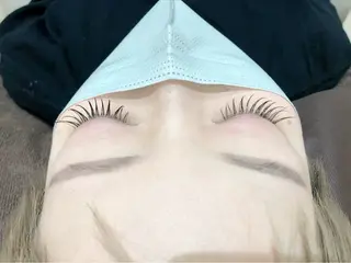 マツエク・マツパ 小林 玲菜の眉毛・アイブロウイメージ