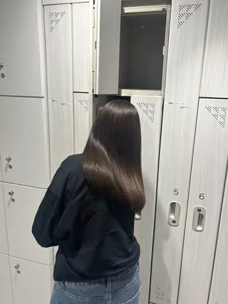 ロング カラー bellus所属・田名部 愛乙のヘアスタイル