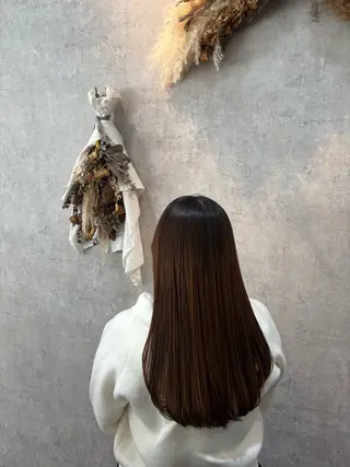 ロング 下山 萌華のヘアスタイル