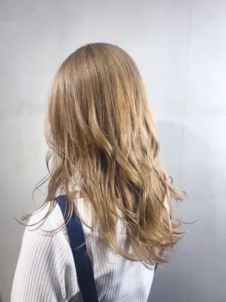 セミロング カラー SALOWIN池袋店 🌿harukaのヘアスタイル