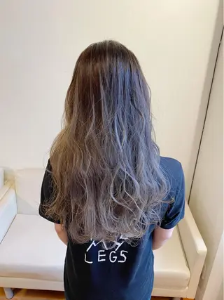 ロング カラー 石井 佑樹のヘアスタイル