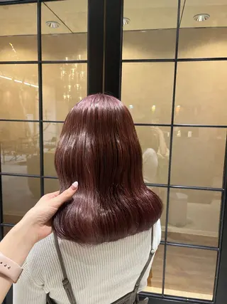 カラー 𝒎𝒐𝒆🩰 名駅/ヘアメ/暖色♡のヘアスタイル