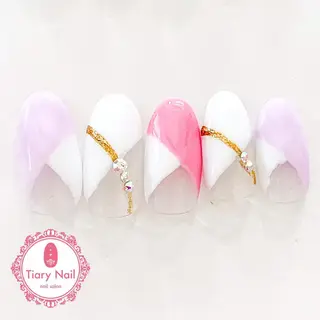 ネイル 💗🪽Tiary Nail🪽💗のネイルデザイン