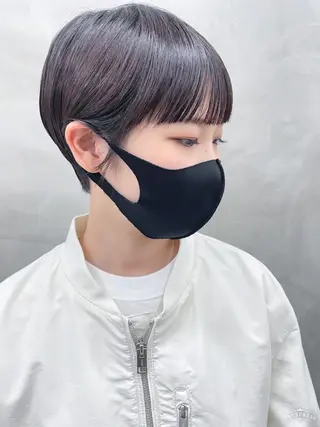 ショート nuu所属・💜ショート💜 ウルフ、ボブ二色亜美のヘアスタイル