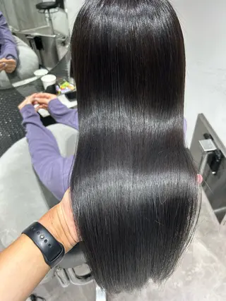 ロング カラー 藤田 .のヘアスタイル