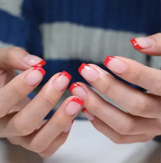 ネイル Baku Nailsのネイルデザイン