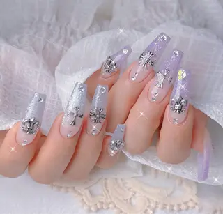 ネイル Lyna 池袋のネイルデザイン