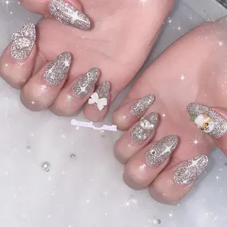 ネイル 🎀 Mayu 🎀痛ネイルのネイルデザイン