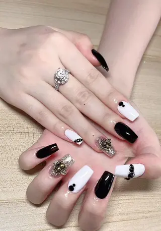 ネイル Ryu Nail Studio所属・Ryu Nail 新大久保のネイルデザイン
