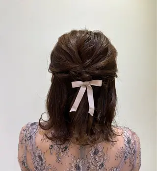 ヘアアレンジ あずみ🪽顔周りレイ ヤー×オリーブ🫒のヘアスタイル