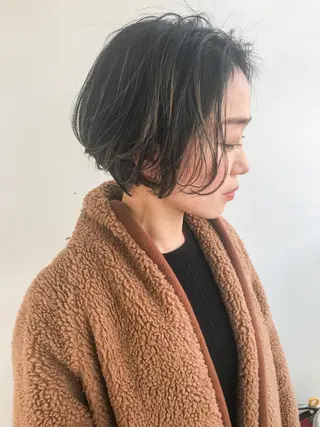 ショート カラー ショート/レイヤー なら石井知希のヘアスタイル