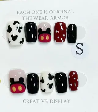 ネイル Ui_Amor (パラジェル)のネイルデザイン