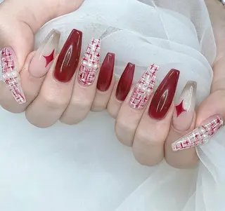 ネイル Tira Nailのネイルデザイン