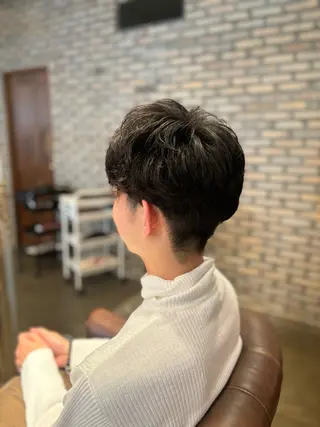 パーマ メンズ 髪質改善カラー ベージュ🤎YUMEのヘアスタイル