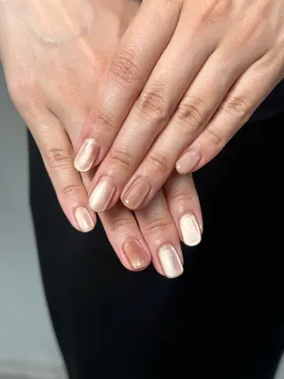 ネイル neouv所属・NEOUV_ mikuのネイルデザイン