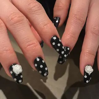 ネイル 長谷川 亜美のネイルデザイン