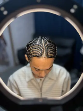 ヘアアレンジ メンズ コーンロウ/ ブレイズ　大田竜也のヘアスタイル