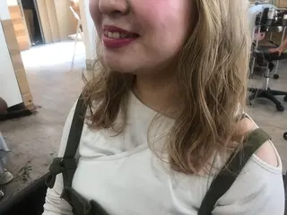 ミディアム カラー ヘアアレンジ a moment【モーメント】所属・蔵前🫧韓国風レイヤ ーカット🫧KAHOのヘアスタイル