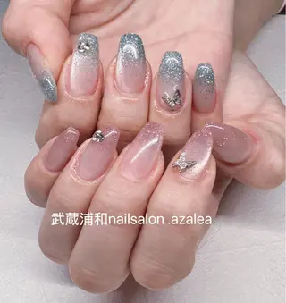 ネイル R inのネイルデザイン