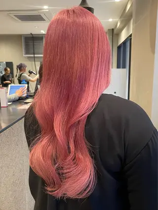 ミディアム カラー 博多/ブリーチ/レイ ヤーカット/莉子のヘアスタイル