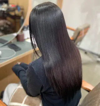 ロング ミウラ サクラコのヘアスタイル