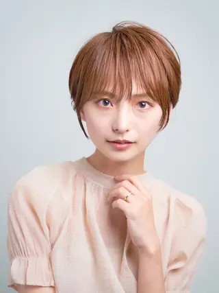 ショート ナカザワ マキのヘアスタイル