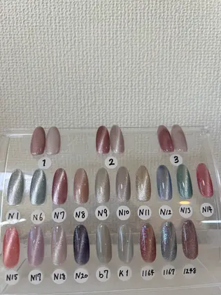 ネイル NANAE ネイル🌈虹のネイルデザイン