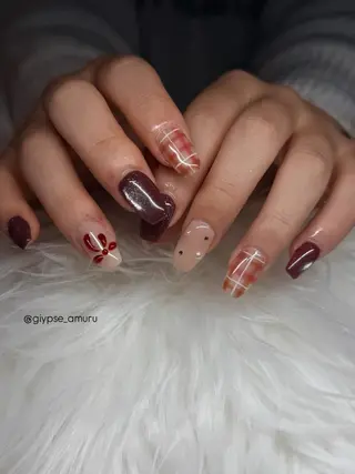 ネイル Giypsē amuruのネイルデザイン