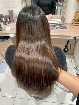 ロング 米良 志織のヘアスタイル