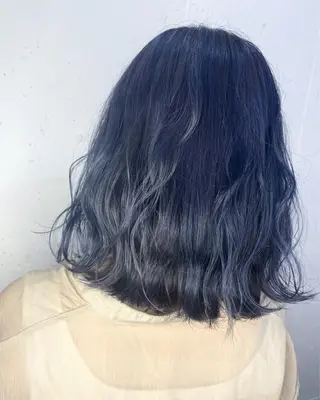 ミディアム カラー hisano / ハイトーン・透明感のヘアスタイル